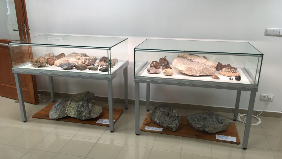 Součástí infocentra je výstava připomínající historii hornictví v okolí města