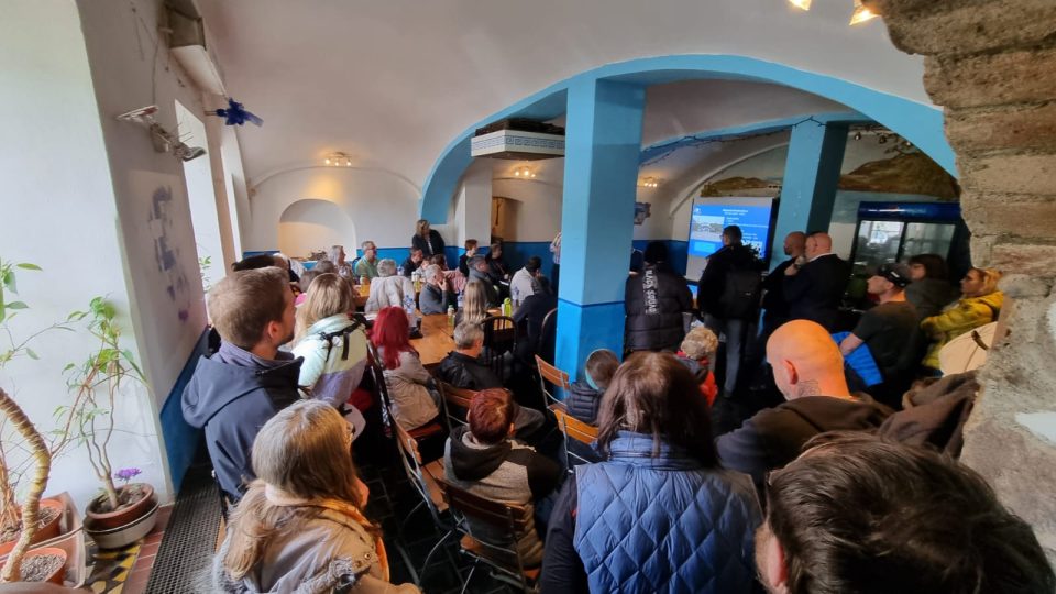 Lidé z Vaňova při veřejném projednání plány na nové přístaviště uvítali