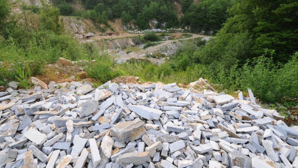 V mramorovém lomu | foto: Petr Šigut V mramorovém lomu