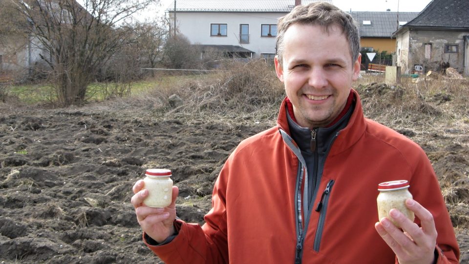 Vladimír Dupal a jeho křenové výrobky