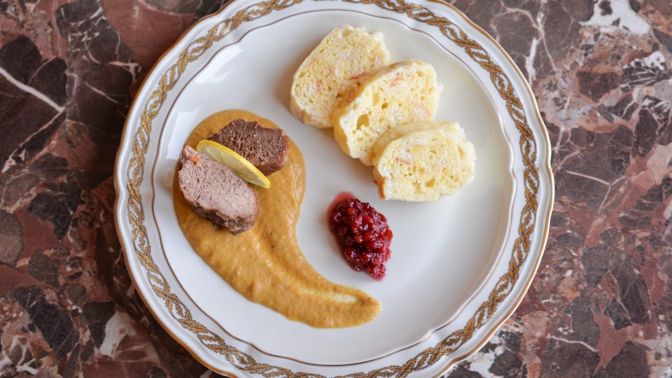 Kančí hřbet na smetaně od Veroniky Bačkovské | foto: Martin Čuřík Kančí hřbet na smetaně od Veroniky Bačkovské