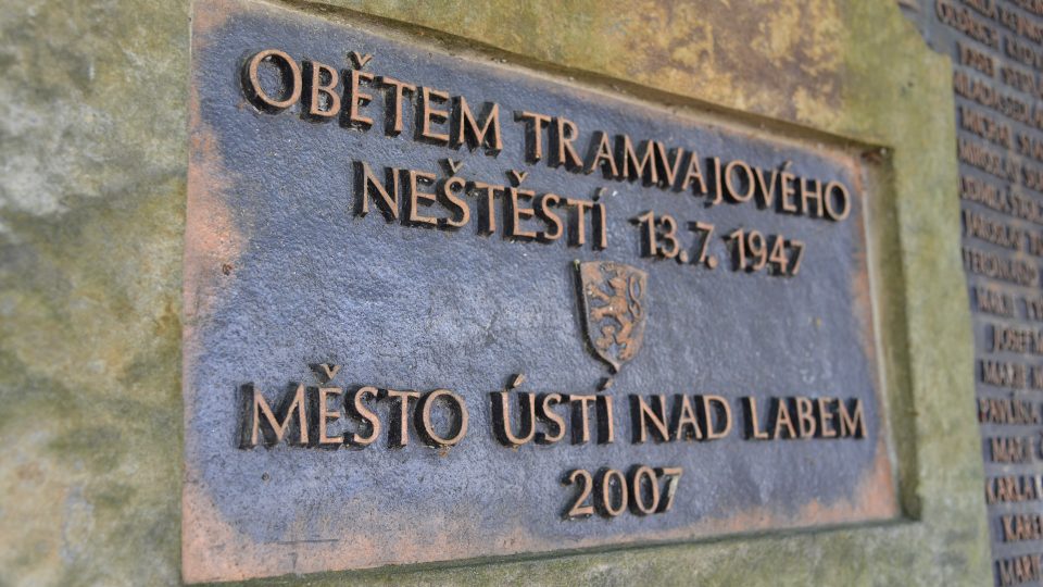 Památník obětem tramvajového neštěstí roku 1947
