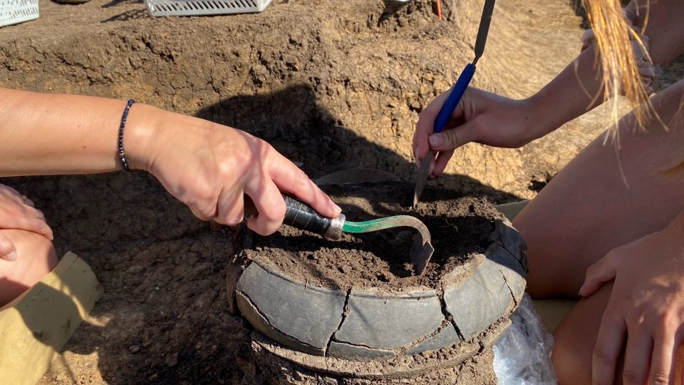 Na germánském pohřebišti na Chomutovsku našli archeologové pravěkou svatyni