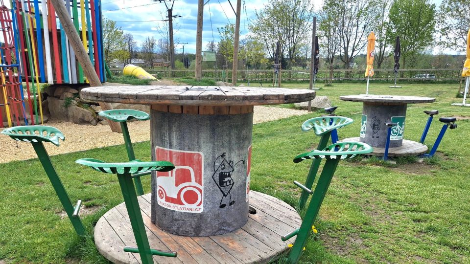 Traktoristé vítáni, cyklisté také | foto: Zdeněk Zajíček, Český rozhlas Traktoristé vítáni, cyklisté také