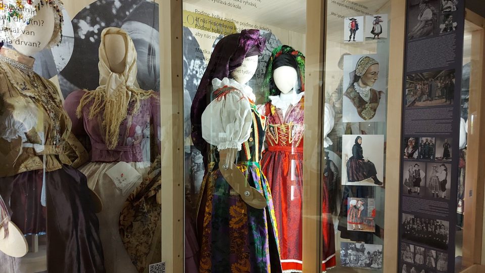 Všechny regiony jsou skvěle zdokumentované doplňkovými informacemi na panelech | foto: Markéta Vejvodová, Český rozhlas Všechny regiony jsou skvěle zdokumentované doplňkovými informacemi na panelech