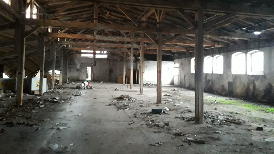 Ruina cihlové fabriky, známá pod názvem BEAS
