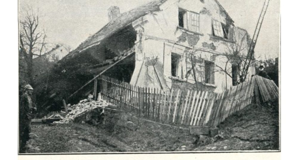 Fotografie z kroniky Podmokel, zachycující sesuvu v roce 1898