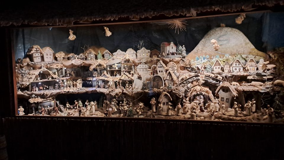 Podřipský betlém z šustí v Bechlíně