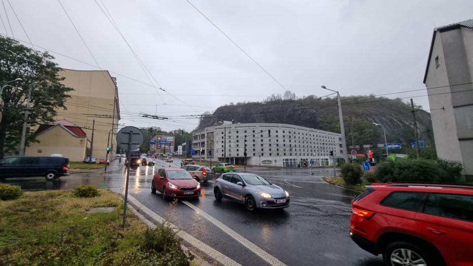 Semafory na křižovatce na Předmostí v Ústí nad Labem řídí přímo policisté