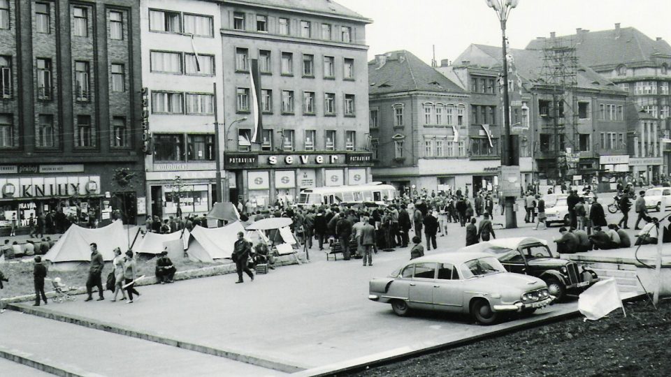 Ústí nad Labem - Mírové náměstí - srpen 1968