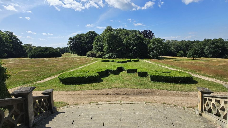 Zámecký park je pro návštěvníky přístupný po celý rok