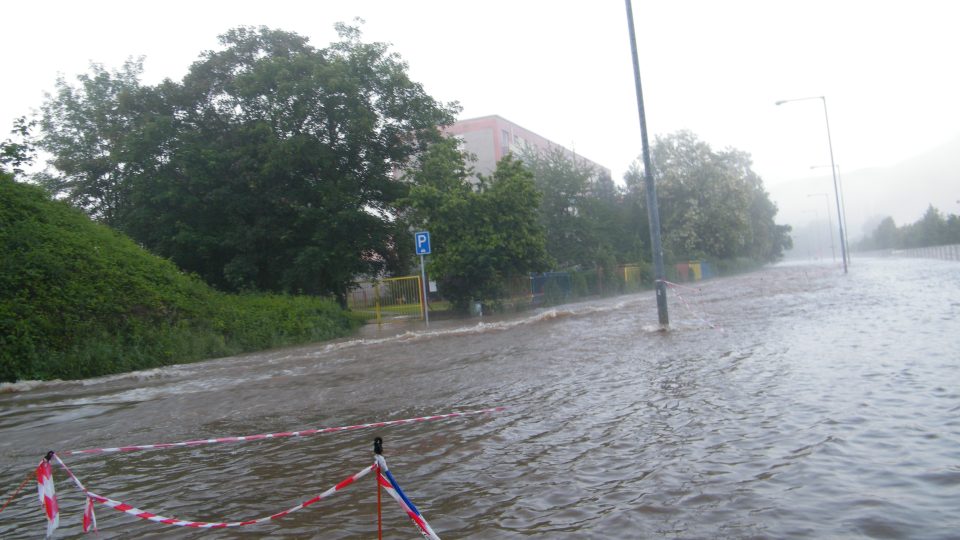 Střekovské nábřeží při povodni v roce 2013