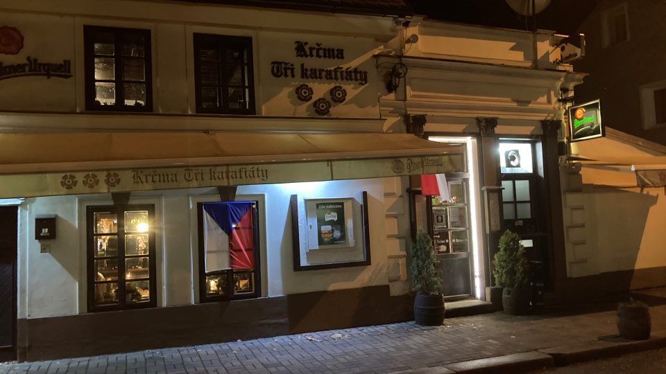 Restaurace a hospody na Teplicku se připojily k protestu proti novým vládním nařízením
