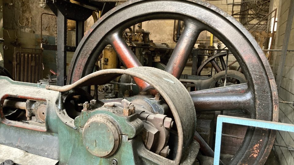 Ústečtí muzejníci chtějí zachránit přes 100 let staré stroje z bývalé Setuzy
