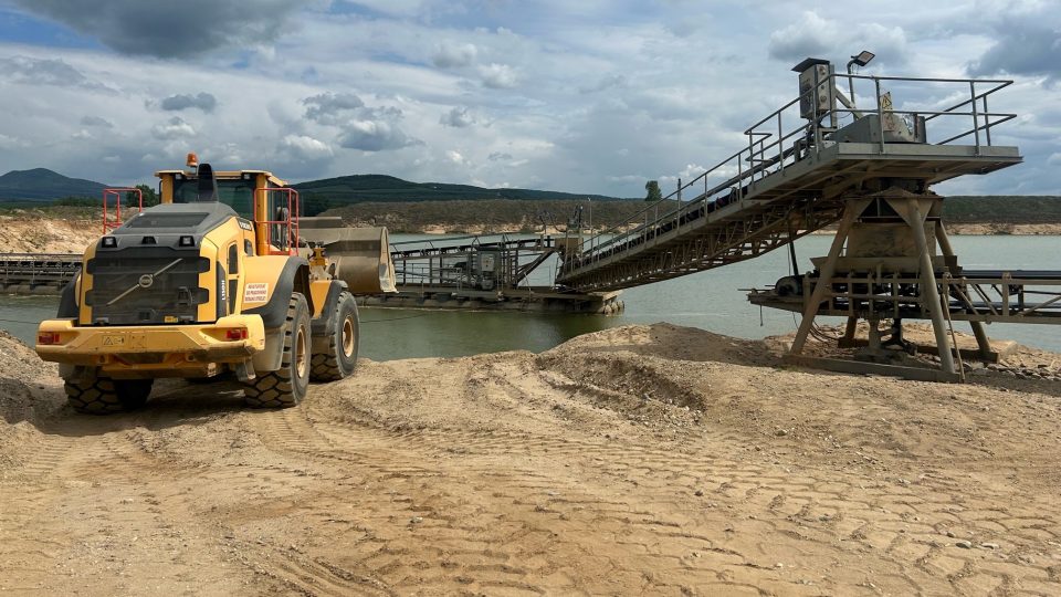 Těžba štěrkopísku Počaplech | foto: Lucie Heyzlová, Český rozhlas Těžba štěrkopísku Počaplech