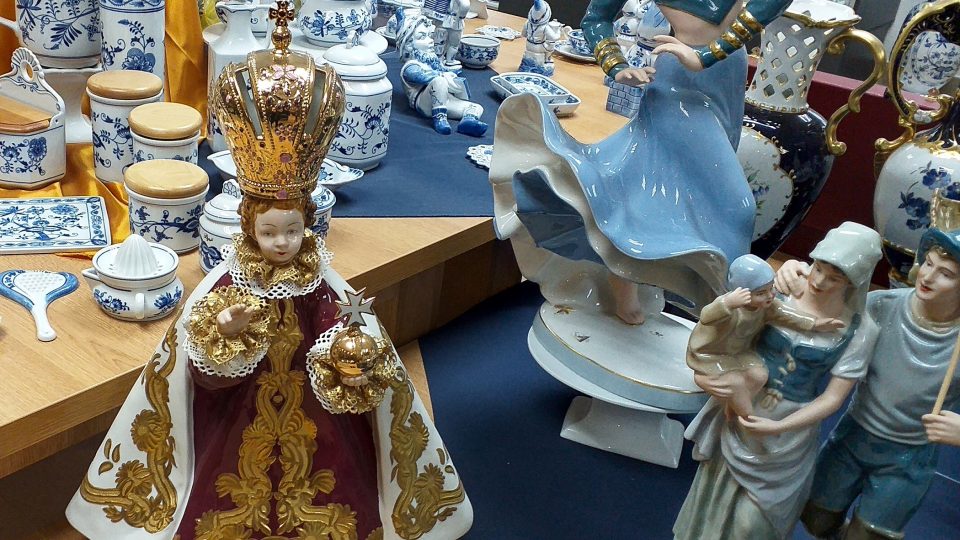 Pražské jezulátko z porcelánu