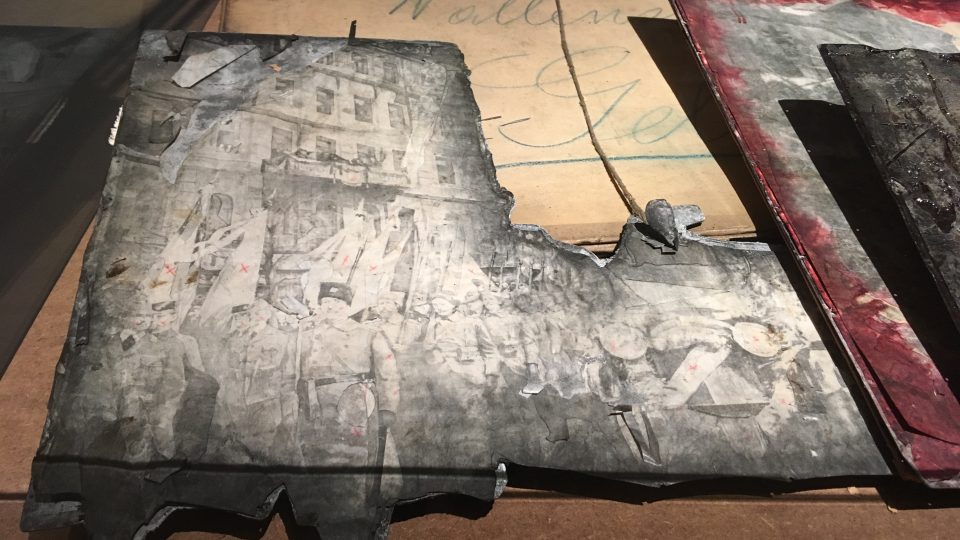 Tiskařské desky pro školní obrazy objevili muzejníci v roce 2014 při likvidaci podnikového archivu Setuzy