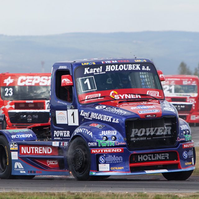 Závod kamionů na mosteckém autodromu  (ilustr. obr.) | foto: Tomáš Adamec