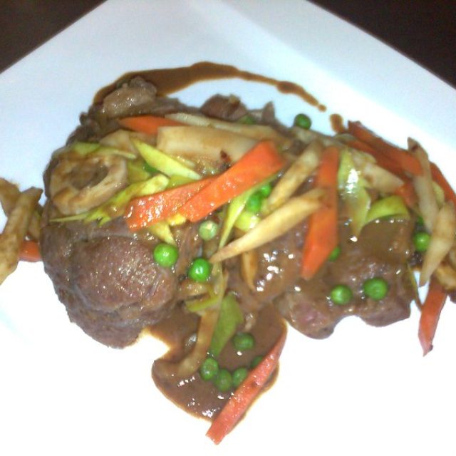 Telecí kolínko na zelenině | foto: Naďa Čvančarová,  Český rozhlas