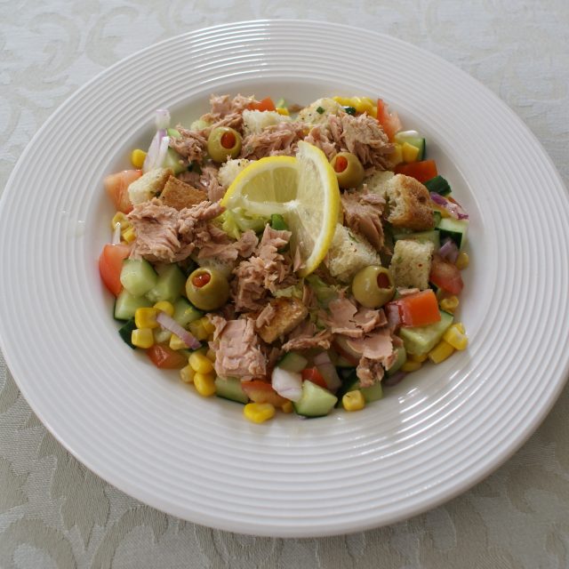 Salát s tuňákem | foto: Fotobanka stock.xchng