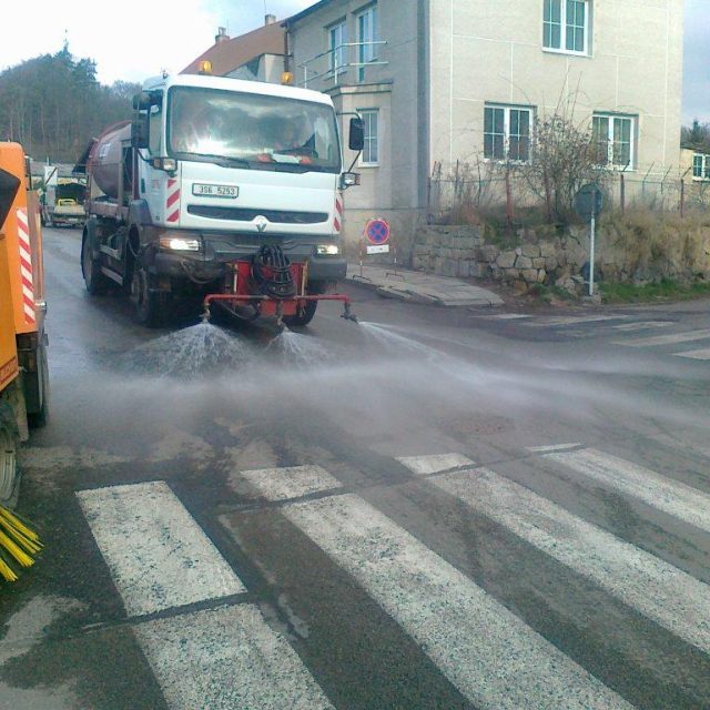 Blokové čištění ulic  (ilustr. obr.) | foto: Jana  Huzilová