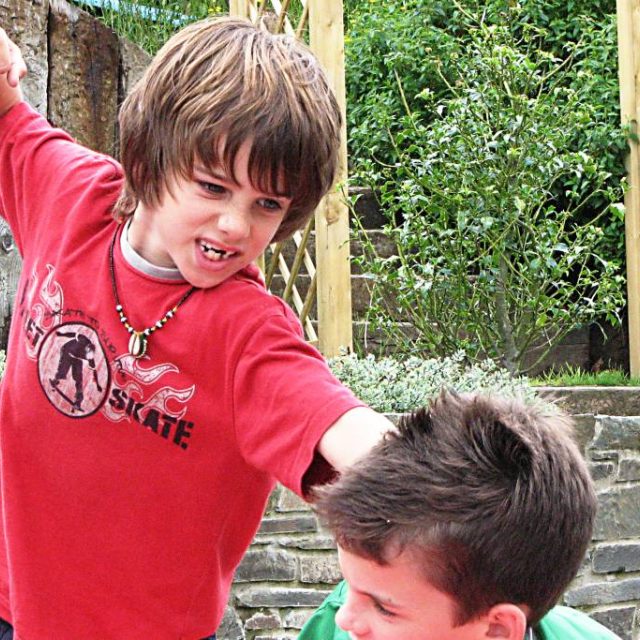 Dětské násilí,  ilustrační foto | foto: licence Creative Commons Attribution 3.0 Unported,  Aislinn Ritchie