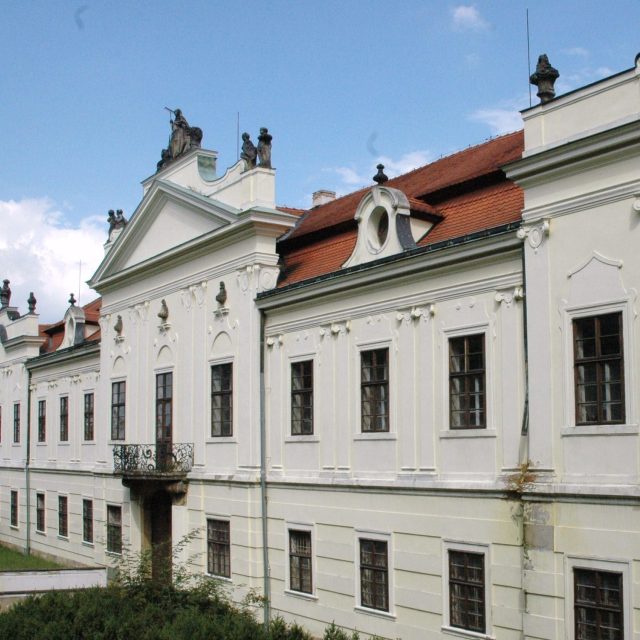 Zámek Peruc | foto: Jana Bryndová