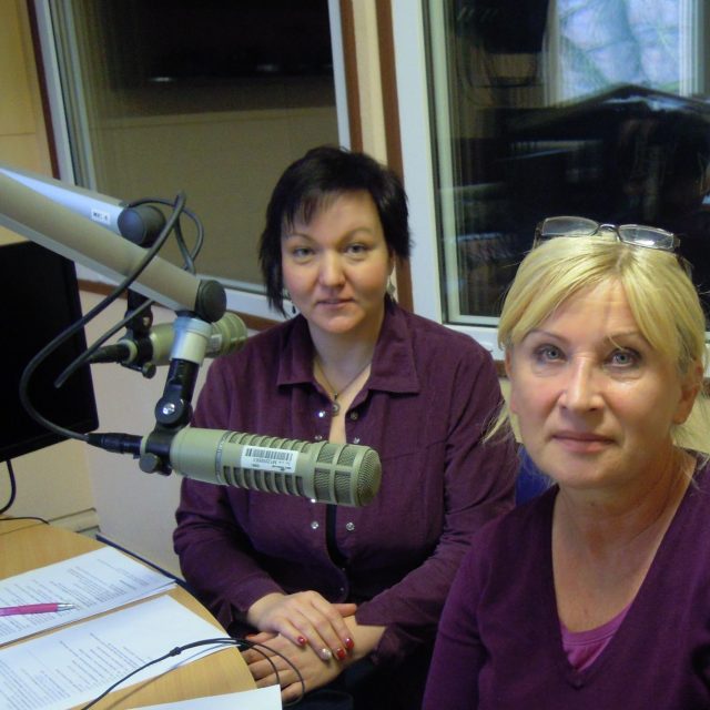 Hana Vojtová a Kamila Polesná ve studiu Českého rozhlasu Sever | foto: Jan Pácha,  Český rozhlas