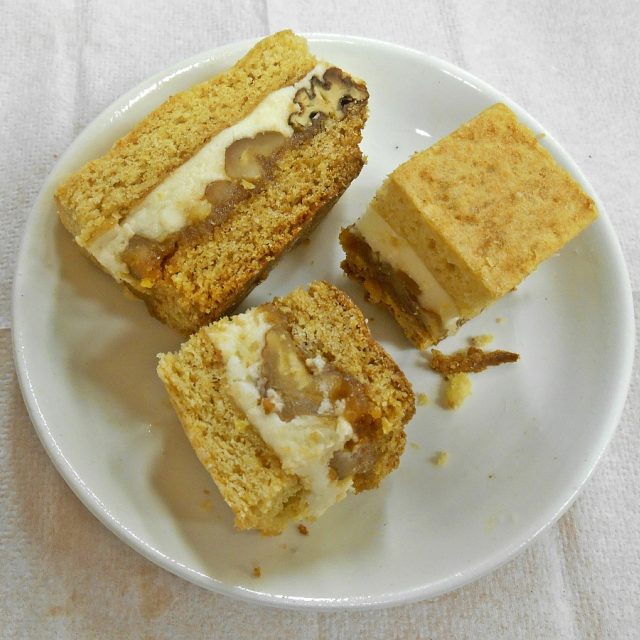 Ořechové řezy  (ilustr. obr.) | foto: Miloš Šenkýř,  Český rozhlas