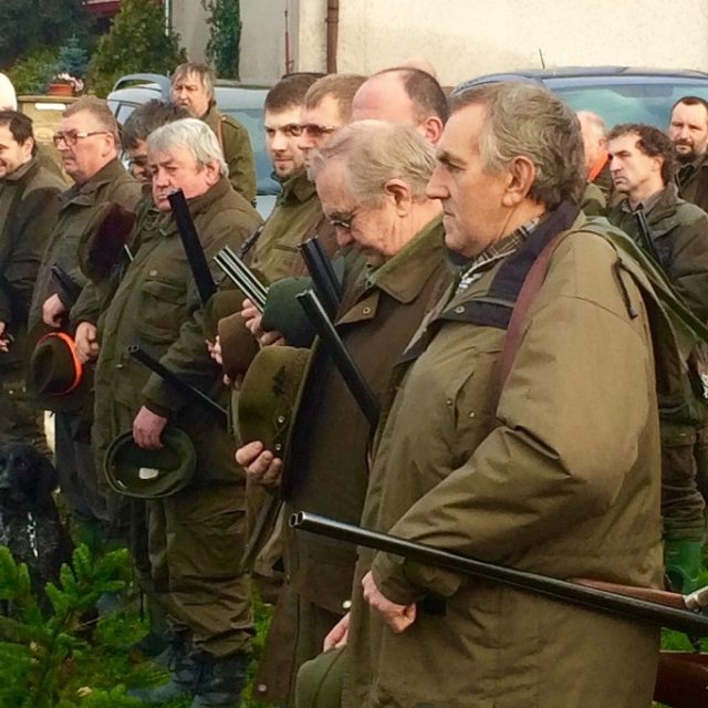 Myslivci z Vysoké nad Labem se vydávají na hon | foto: Martin Pařízek,  Český rozhlas