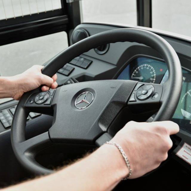 Řidič autobusu  (ilustr. obr.) | foto: Filip Jandourek,  Český rozhlas