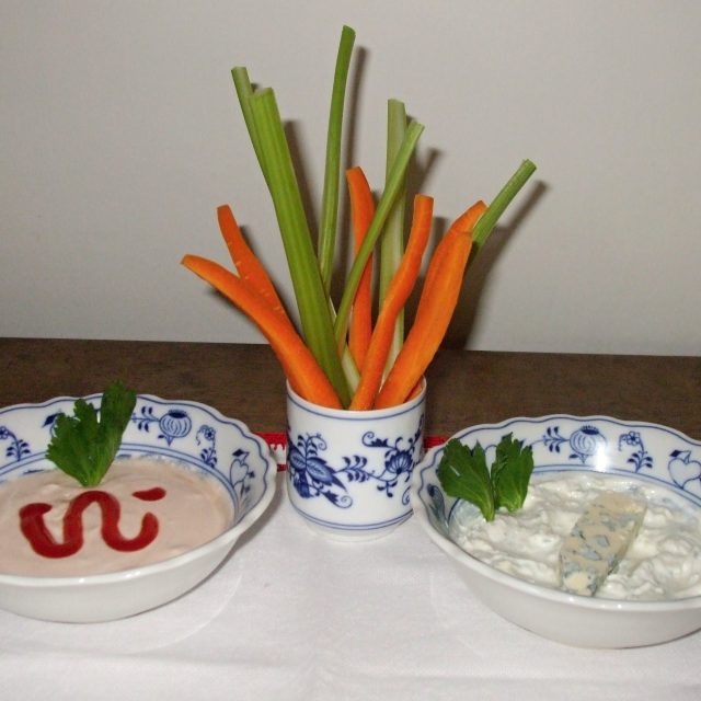 Dipy se zeleninovými tyčinkami | foto: Stanislava Brádlová,  Český rozhlas