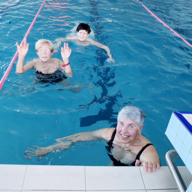 Seniorské plavání  (ilustr. obr.) | foto: Drahomíra Bačkorová,  Český rozhlas