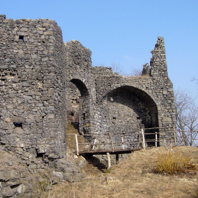 Šumburk | foto: licence Creative Commons Uveďte autora-Zachovejte licenci 3.0 Unported,  Petr Kinšt