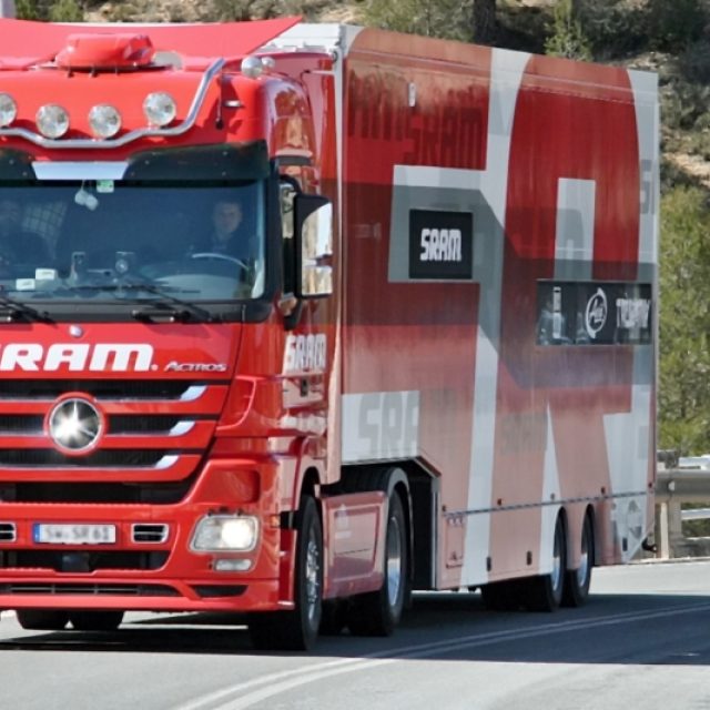 Kamiony na silnici  (ilustr. obr.) | foto: Fotobanka Pixabay