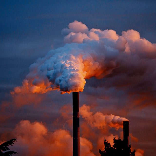 Ačkoli pouze jeden pohlcovač na záchranu planety před klimatickou krizí nestačí,  technologii je možné použít kdekoli na světě,  díky čemuž může výrazně přispět ke zlepšení situace | foto: Pexels,  CC0 1.0