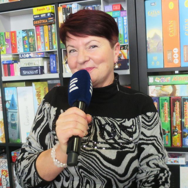 Vlasta Libotovská hostem Lady Klokočníkové v rozhlasové kavárně | foto: Milan Baják,  Český rozhlas