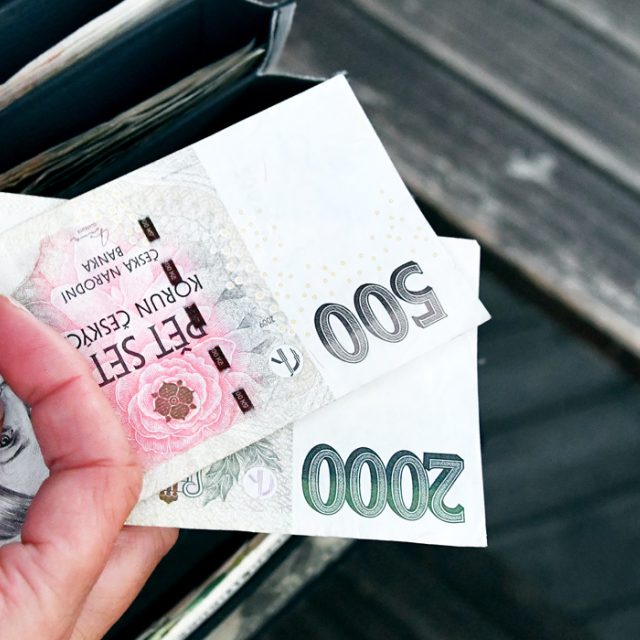 Peníze | foto: Michaela Danelová,  Český rozhlas