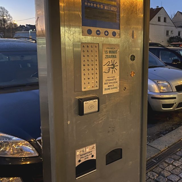 Parkovací automat v České Lípě - ilustrační snímek | foto: Jiří Jelínek,  Český rozhlas