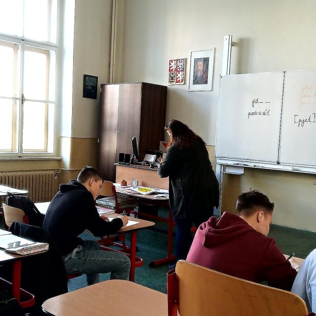 ukrajinští studenti absolvují kurz češtiny na teplickém gymnáziu | foto: Jana Vitásková,  Český rozhlas
