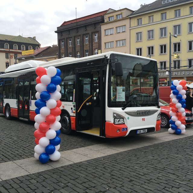 V Ústí nad Labem budou jezdit trolejbusy,  schopné jet i bez trolejí – na baterie | foto: Gabriela Hauptvogelová,  Český rozhlas