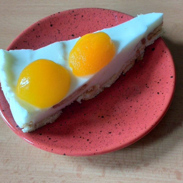 Broskvový nepečený dort  (Be-Be sušenky) | foto: Stanislava Brádlová,  Český rozhlas