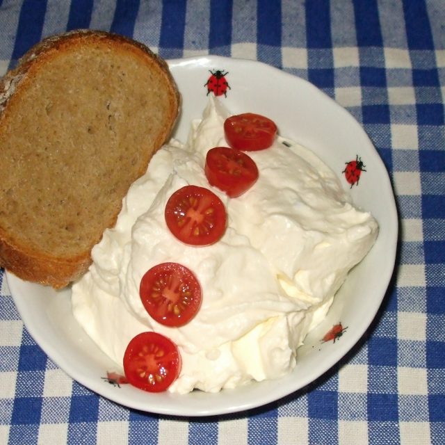 Tvarohová pomazánka s česnekem | foto: Stanislava Brádlová,  Český rozhlas