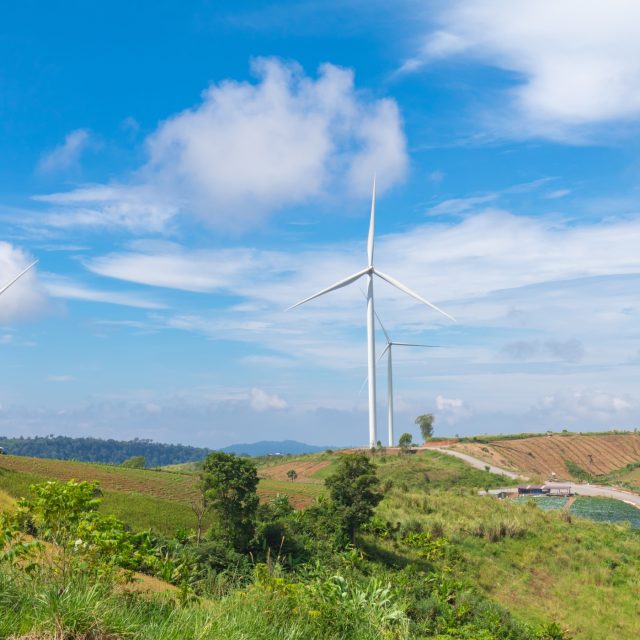 Větrné elektrárny  (ilustr. foto) | foto: Shutterstock
