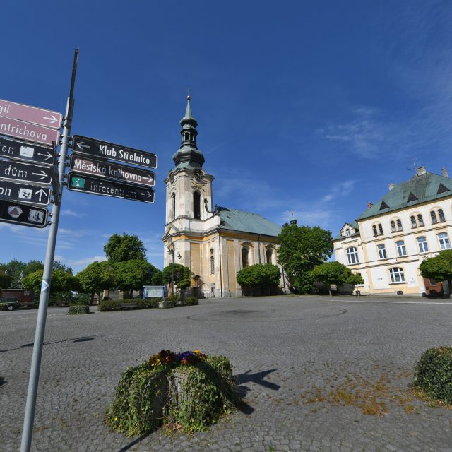 Varnsdorf,  Benešovo náměstí | foto: Ondřej Bičiště,  MAFRA / Profimedia
