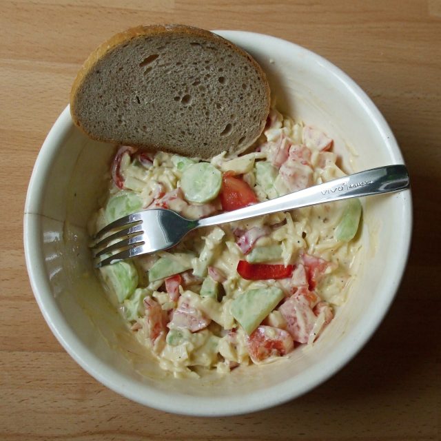 Zeleninový salát se sýrem | foto: Stanislava Brádlová,  Český rozhlas