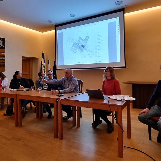 V Tisé by mohlo v budoucnu vzniknout náměstí. Architekti už představili lidem jeho plánovanou podobu | foto: Jan Bachorík,  Český rozhlas