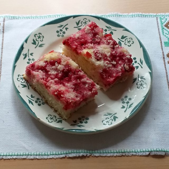 Rybízový koláč s drobenkou | foto: Stanislava Brádlová,  Český rozhlas