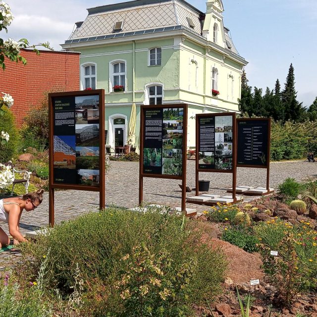 Botanická zahrada v Teplicích připravila venkovní výstavu o své historii | foto: Jana Vitásková,  Český rozhlas