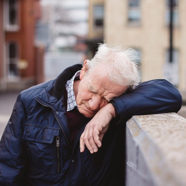 Starý smutný muž | foto: Profimedia